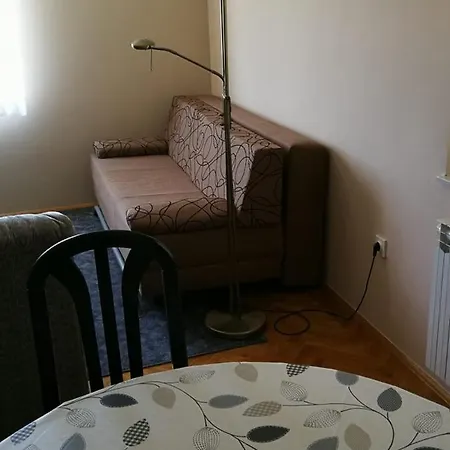 Ljubica Biograd Na Moru